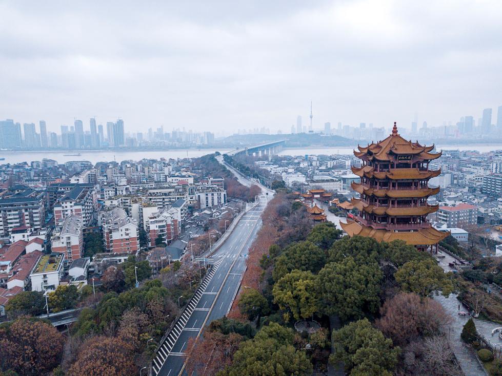 英雄的城市,英雄的人民--寫在武漢疫情防控膠著對壘的關(guān)鍵時(shí)刻