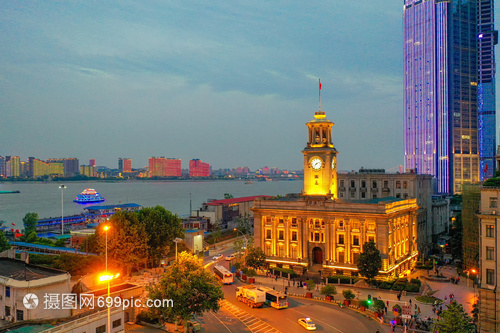 夜景武漢江漢關(guān)鐘樓